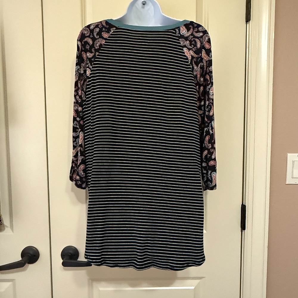 Maurice's 3/4 sleeve top size XL - Picture 4 of 7